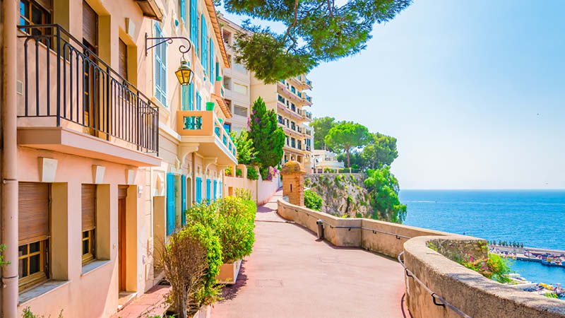 Den exklusiva orten Monaco på en resa till Provence.